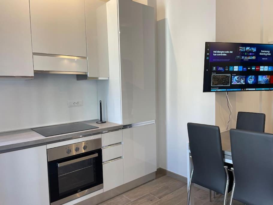 Marina House - Iulm Navigli San Paolo Appartement Milaan Buitenkant foto