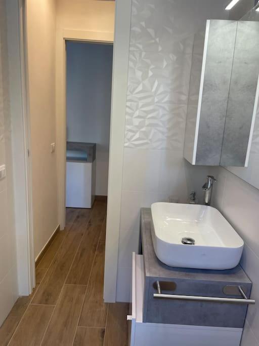 Marina House - Iulm Navigli San Paolo Appartement Milaan Buitenkant foto